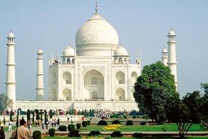 不動産投資家必見！訳あり物件の査定ポイントと売却成功の秘訣