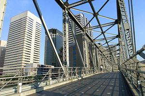 オンラインによって手続きを完了可能